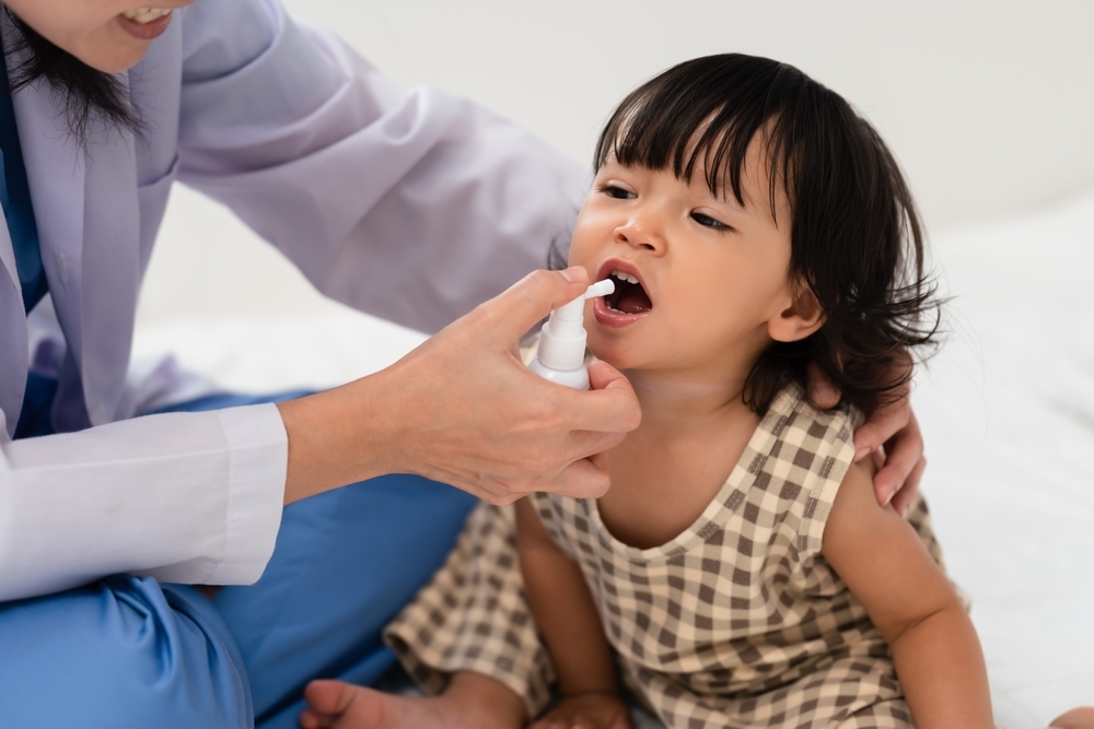 Tooth Spray for Babies: What Parents Must Know Before Buying [2025 Guide]